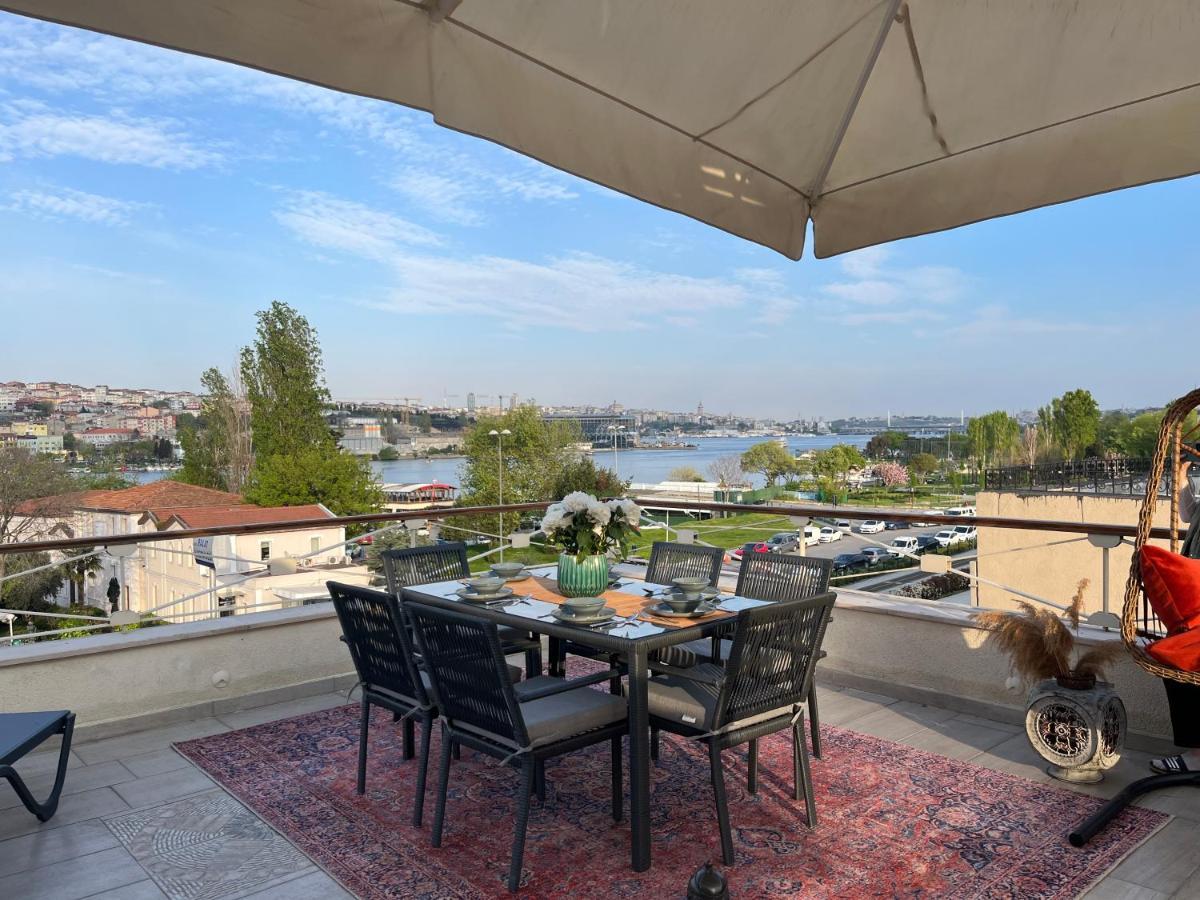 Waterfront Apartment By The Tram - Terrace With Dome & Golden Horn View In Fatih Стамбул Экстерьер фото